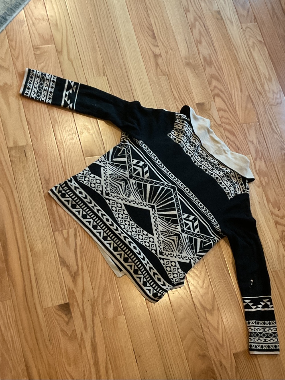 Flying Tomato Black Cream Aztec Women's Sweater Cardigan large distressed elbows - Picture 8 of 13